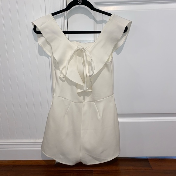 OML: White Romper - Picture 5 of 5